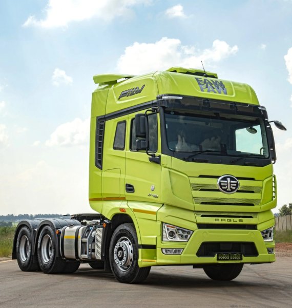 Understanding Truck Tractors: How Logistics Companies Optimize Heavy Transport & Fleet ROI