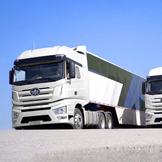 How to Choose the Right Commercial Truck for Your Fleet and Transport Projects