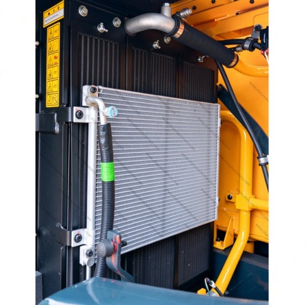 small hydraulic excavator