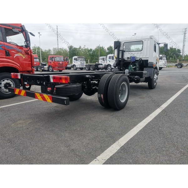 FAW J5K 4×2  Cargo Truck