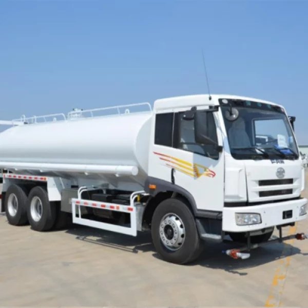 FAW, Dongfeng, and Foton Water Trucks for Diverse Applications
