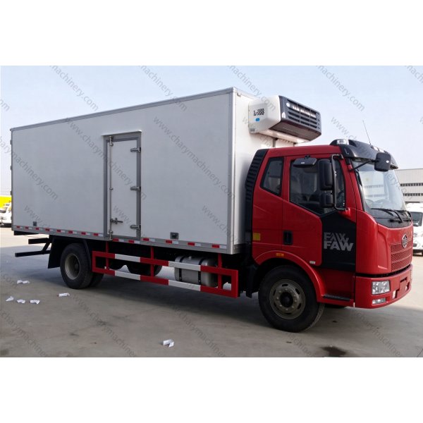 FAW J5K 4×2 10 Ton Refrigerated Truck / Freezer Truck