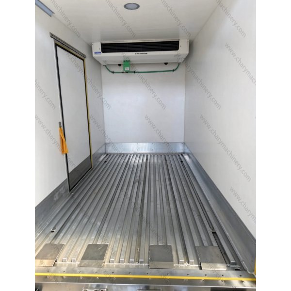 FAW 4X2 Refrigerated Reefer Truck
