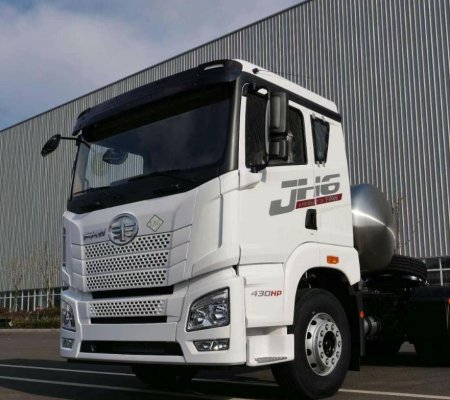 Diesel Out? Why Global Logistics Giants Are Switching to LNG/CNG Heavy Trucks