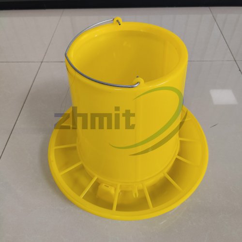 Poultry Feeder