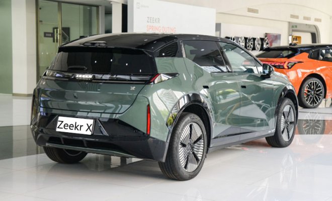 -1_0001_800x0_1_q95_autohomecar__CjIFVmSLQOyASfInAA68m64pwlQ420