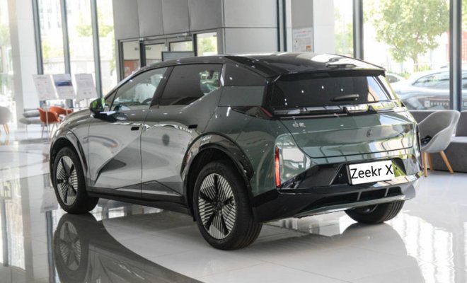 -1_0002_800x0_1_q95_autohomecar__CjIFVmSLQOuATGWBAAuWd-qPeqA941