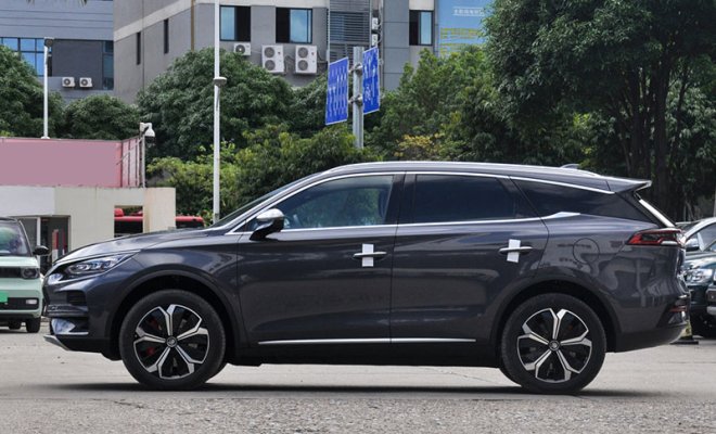 -1_0003_1400x0_1_q95_autohomecar__ChxkqWOISI6Ac5qCAGR0eYtdDoo926