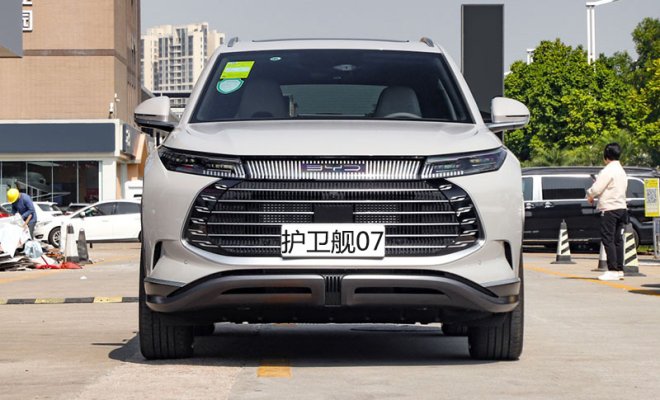 -1_0000_1400x0_1_q95_autohomecar__ChxkqWQJK4uAEEF-ACPdJQ2IBpw889