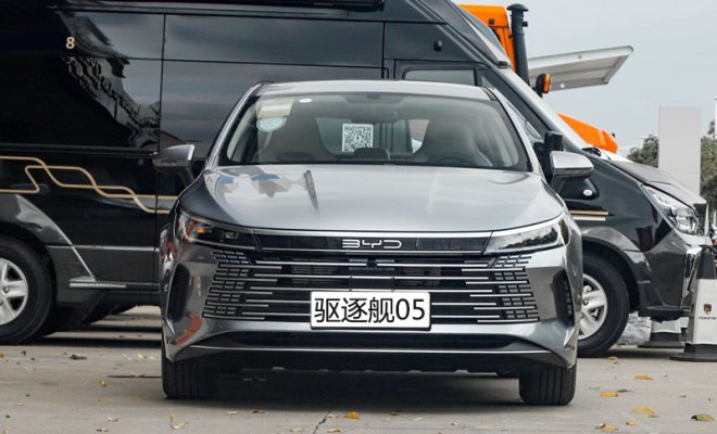 -1_0002_1400x0_1_q95_autohomecar__ChxknGRWDVyAdmQcACaedS2V1VA149