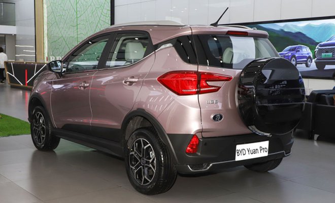 -1_0006_1400x0_1_q95_autohomecar__ChxkmmRxfVqAcfcVACTExQedXJY410