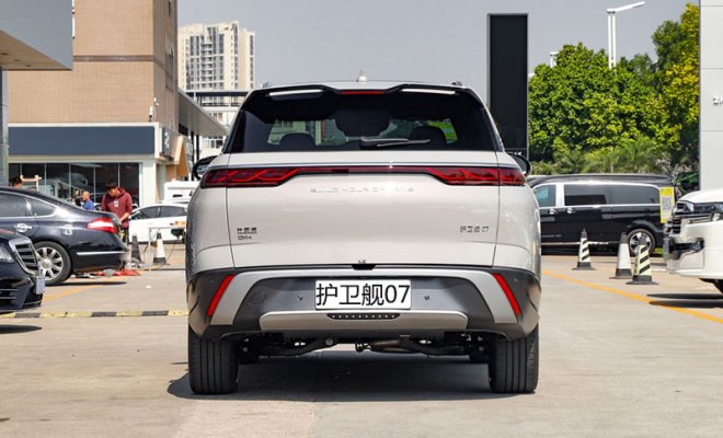 -1_0007_1400x0_1_q95_autohomecar__Chtk3WQJK4mAf6jhACHCktlJzQA962