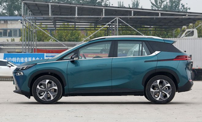 -1_0006_1400x0_1_q95_autohomecar__ChsEbGNKsyuAH5epAB388P9FNCk932