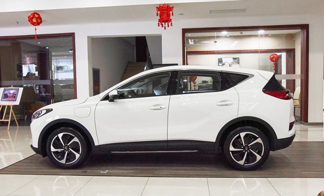 -1_0004_1400x0_1_q95_autohomecar__ChsEkVySKe2AdjbgAAb6iCJPfVk222