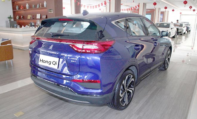 -1_0008_1400x0_1_q95_autohomecar__ChsEfV2igtKAOemUAAfrw2fwN60059 拷贝