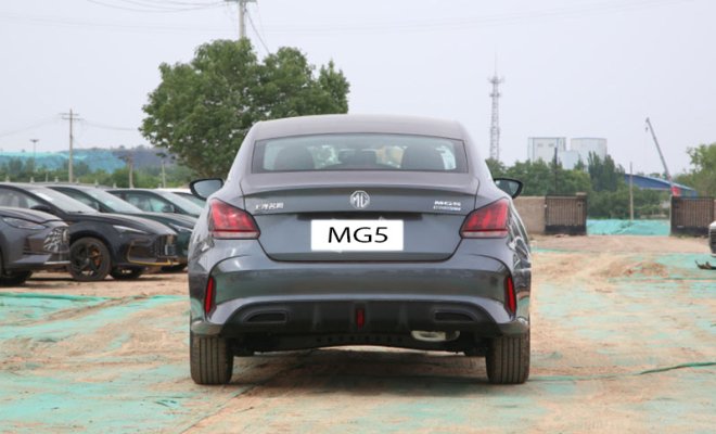 -1_0002_800x0_1_q95_autohomecar__ChxknGRchXeAKezHAB7WJRrrqws189 拷贝