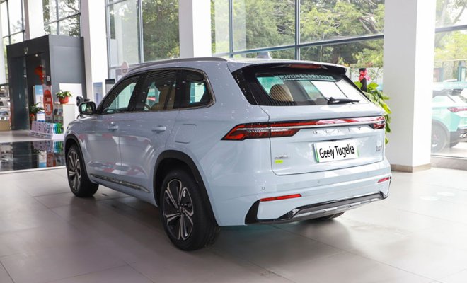 -1_0005_1400x0_1_q95_autohomecar__ChwFk2Ob5HyAY-bOACW7u46amOI686 拷贝