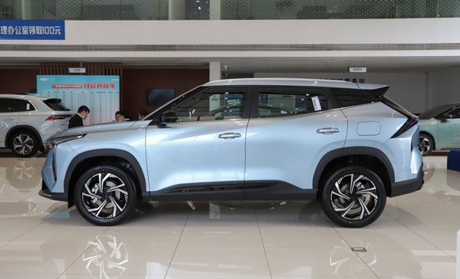 -1_0003_1400x0_1_q95_autohomecar__CjIFVmQzkKGAXqGBACSyW99d-wk313