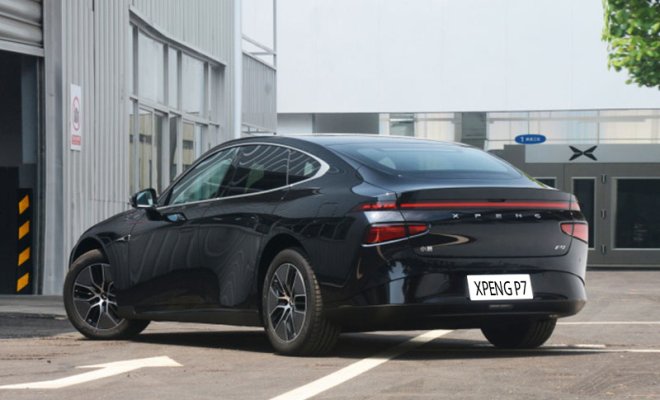 -1_0005_800x0_1_q95_autohomecar__ChxkjmQudtaAOT8sADER7VFHVfk035 拷贝