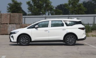 Geely Jiayi 20191.8 TD versión de disfrute automático