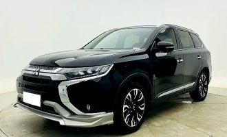 2020 Mitsubishi 2.4L tracción a las cuatro ruedas versión avanzada de 5 asientos