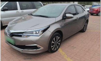 Toyota Corolla Twin Engine E+ 2019 1.8L E-CVT Leader