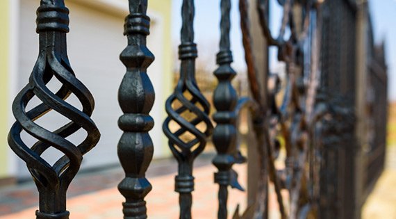 Wrought iron gate installation and construction points 03