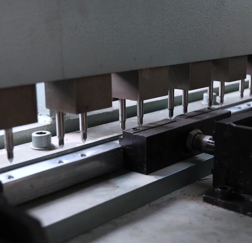 bed frame maufacturer