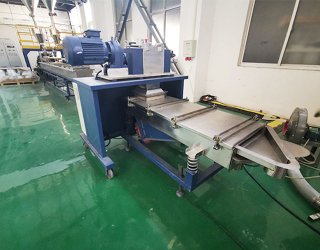 -1_0004_Extruder-for-PP-with-Glass-Fiber-2