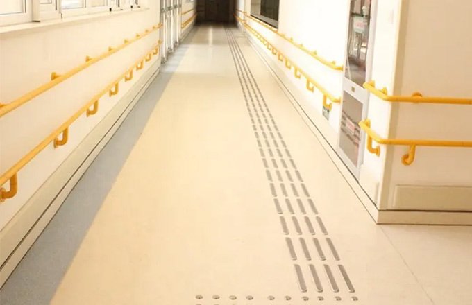 Principles of Height Dimensions for Various Handrails in Healthcare Settings
