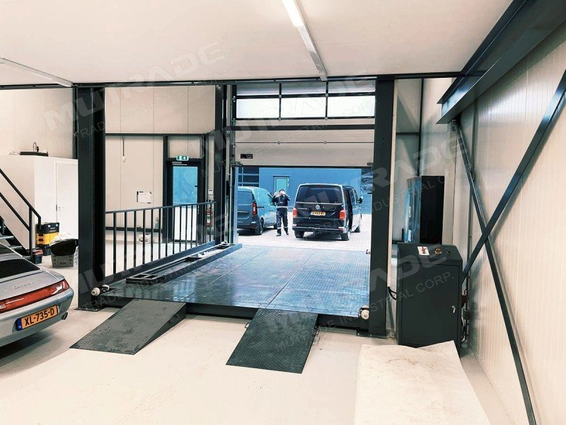 ELEVATE YOUR GARAGE EXPERIENCE WITH THE FP-VRC 4-COLUMN CAR LIFT: A RECENT PROJECT IN THE NETHERLANDS