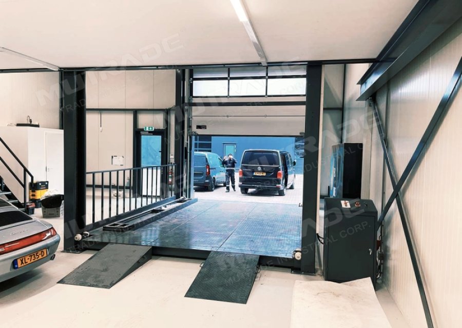 ELEVATE YOUR GARAGE EXPERIENCE WITH THE FP-VRC 4-COLUMN CAR LIFT: A RECENT PROJECT IN THE NETHERLANDS